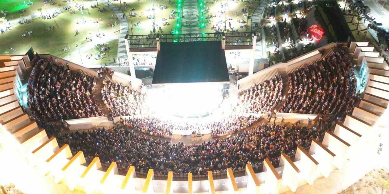 Didim’deki Konsere İlgi Büyük Oldu