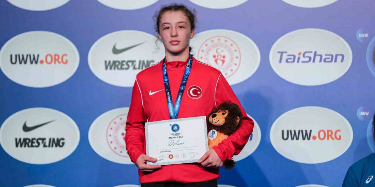 Eylem Engin’den Gümüş Madalya