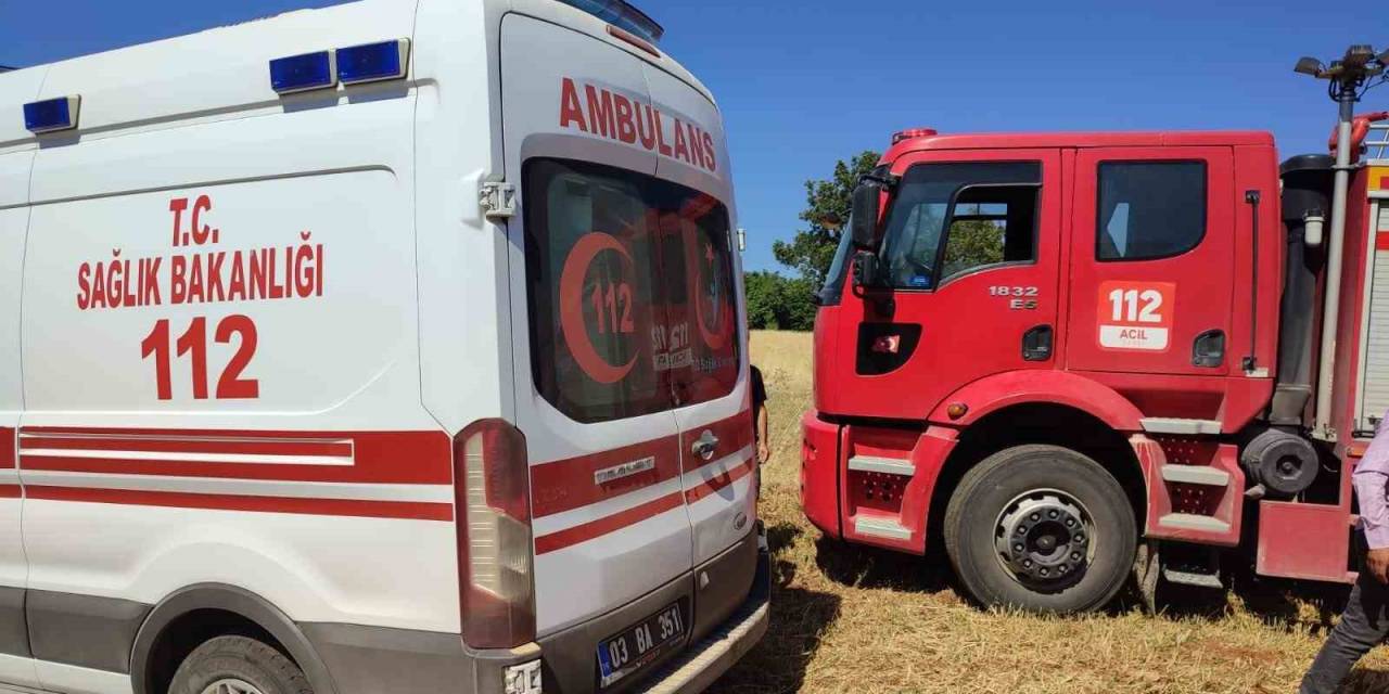 Uşak’ta Traktörü Kurtarmak İsterken Canından Oldu
