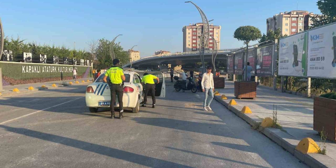 Yapımı Süren Yolda Motosiklet Devrildi: 1 Ağır Yaralı