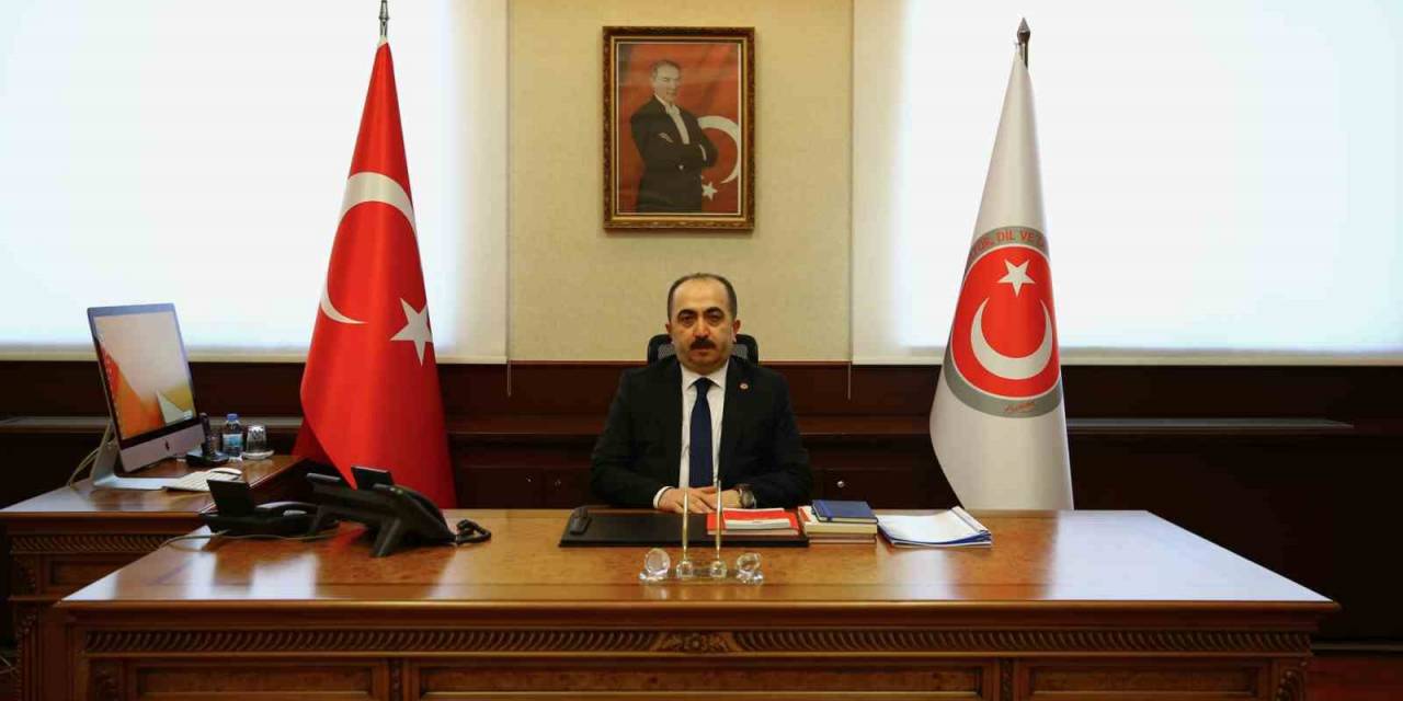 Türk Tarih Kurumu Başkanlığına Yüksel Özgen Atandı