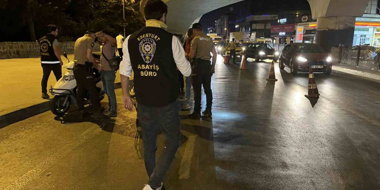 Esenyurt’ta Motosikletli Şahıslara Yönelik Uygulama Yapıldı