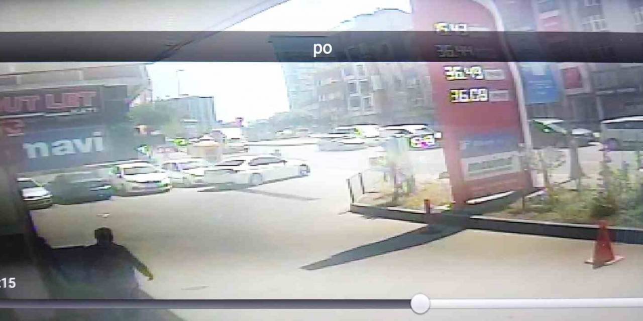 Gaziosmanpaşa’da Dehşet Kamerada: İş Adamına Güpegündüz Silahlı Saldırı Düzenlendi