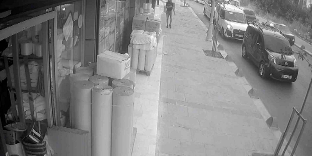 Arnavutköy’de İşyerinden Vantilatör Çalınan Esnaf: “bunların Hepsi Sıcaktan, Normal Sıcaklıklar Yaşamıyoruz”