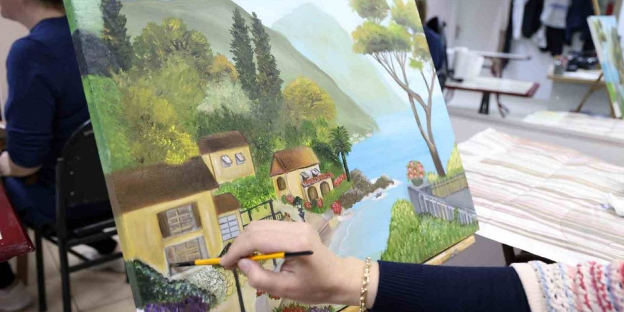 Hayallerini Tuvale Döküyorlar