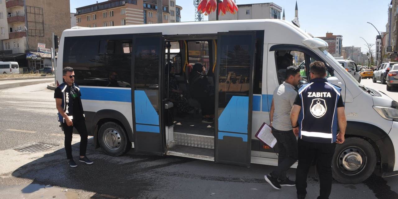 Yüksekova’da Şehir İçi Servisler Denetlendi