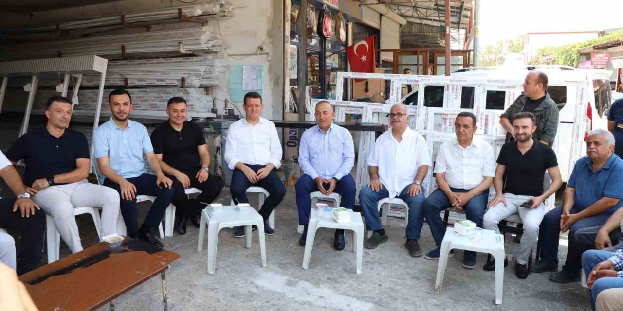 Mevlüt Çavuşoğlu Aşure Etkinliğine Katıldı