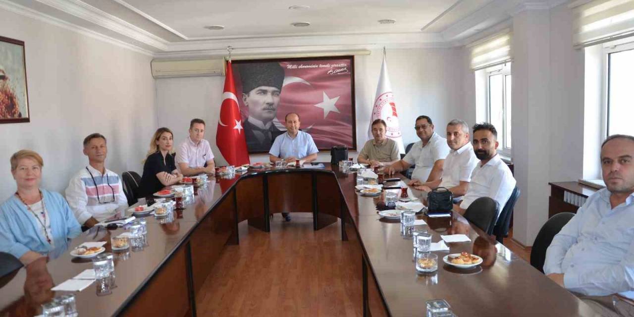 Anız, Orman, Ürün Yangınları Ve Kuraklık Masaya Yatırıldı