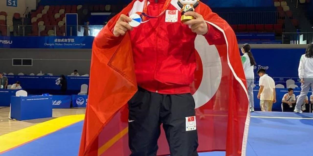 Dünya Üniversite Oyunlarında İkincisi Oldu