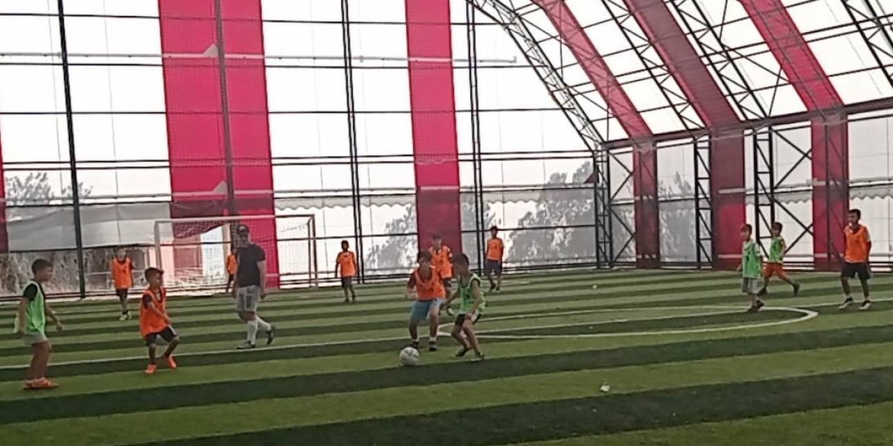 Edremit’te "takımını Kur, Turnuvaya Katıl" Turnuvası Heyecan İçinde Geçti