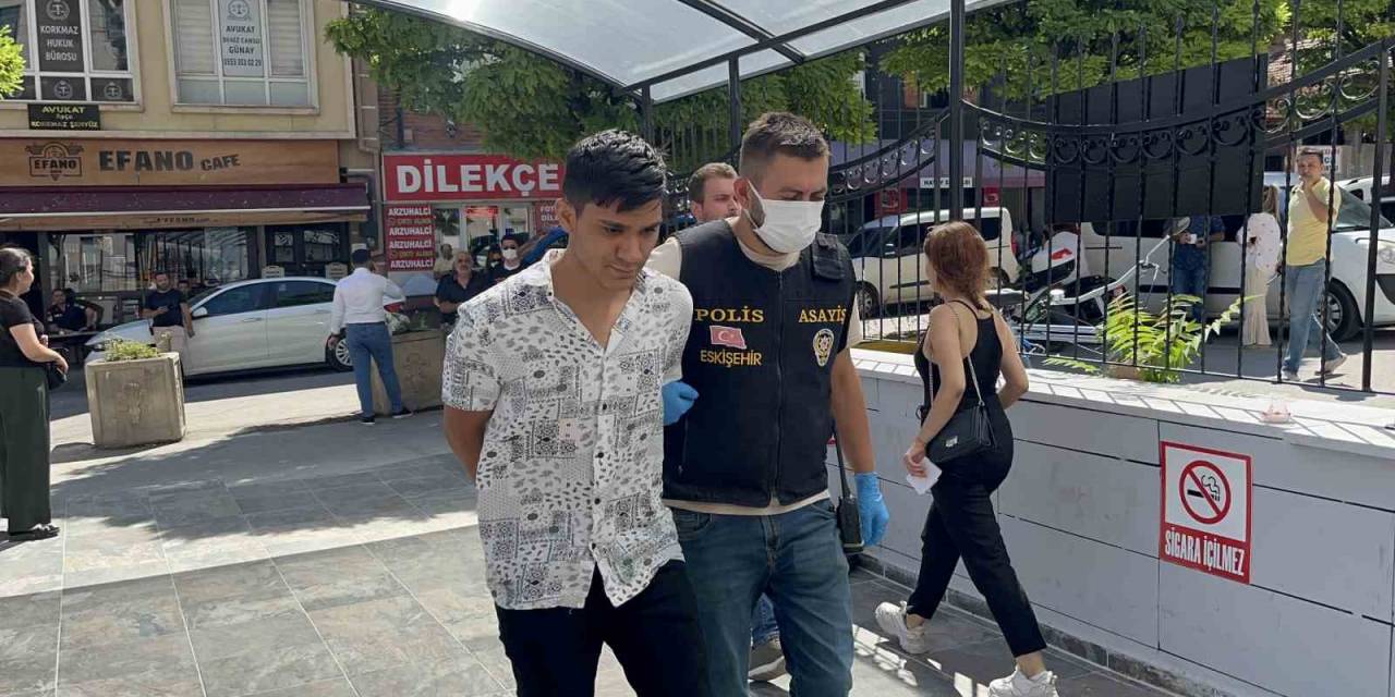 Sezer Keklikci’yi Öldüren Üvey Kardeşi Ve Babası Tutuklandı