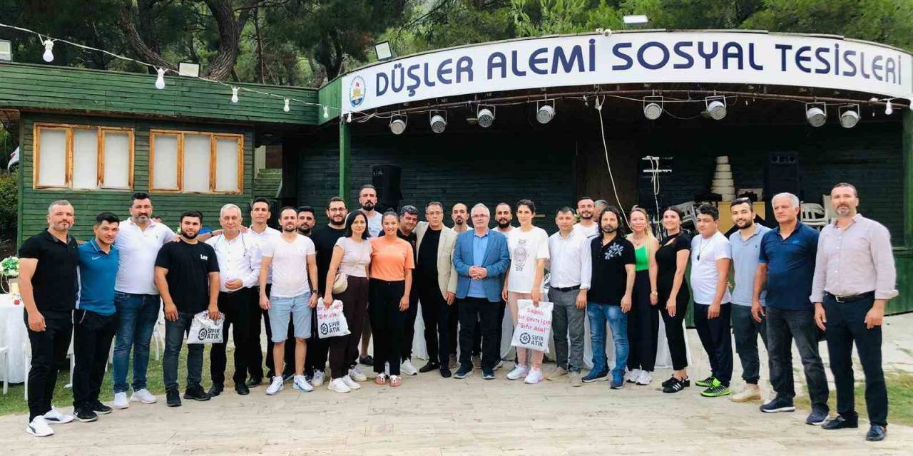 Kozan Belediyesi, Başarılı Sporcuları Ödüllendirdi