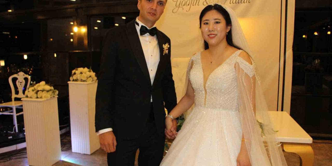 Koreli Yoojin Kalbini Türk Askeri Haluk’a Kaptırdı