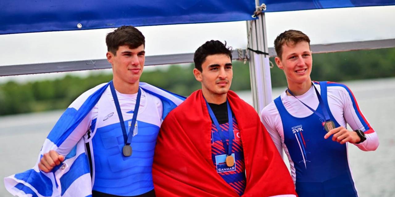 Milli Kürekçi Halil Kaan Köroğlu, U19 Dünya Şampiyonu Oldu