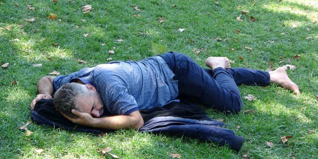 İstanbul’da Eyyam-ı Bahur Sıcakları Vatandaşları Etkisine Almaya Devam Ediyor