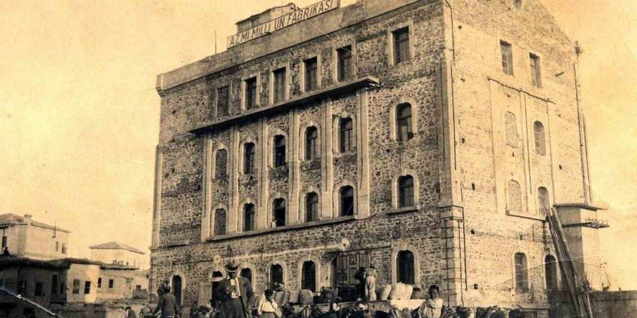 Türkiye Cumhuriyeti’nin İlk Fabrikalarından Azmi Milli 99 Yaşında