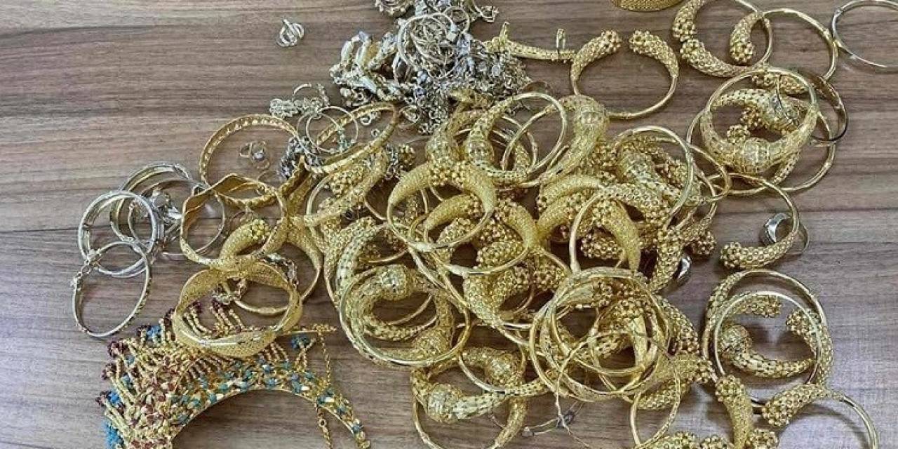Türkiye’den Giden 2 Milyon 600 Bin Tl Değerindeki Kaçak Altın Komşuya Takıldı