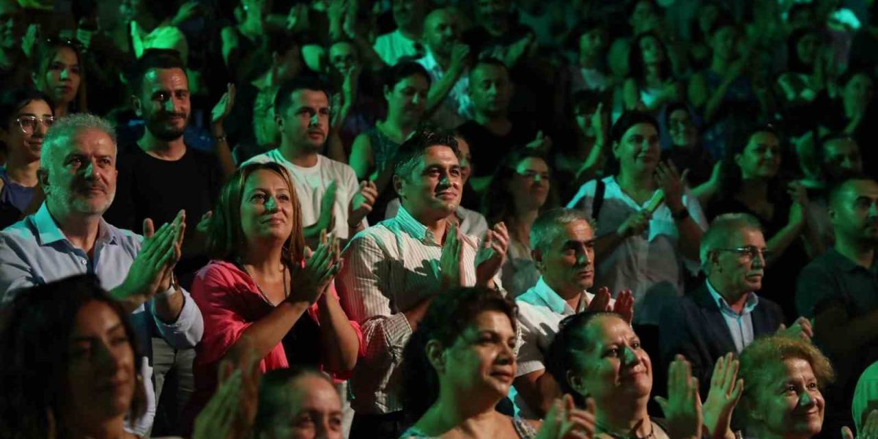 Aliağa Sanat Günleri’nde Nostalji Rüzgârı