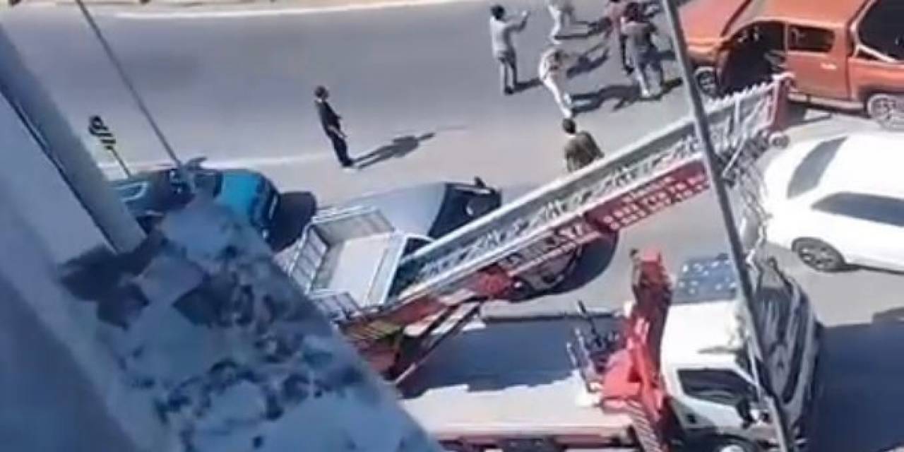 Kağıthane’de Trafik Kavgası Kamerada: Tek Yumrukla Yere Serdi
