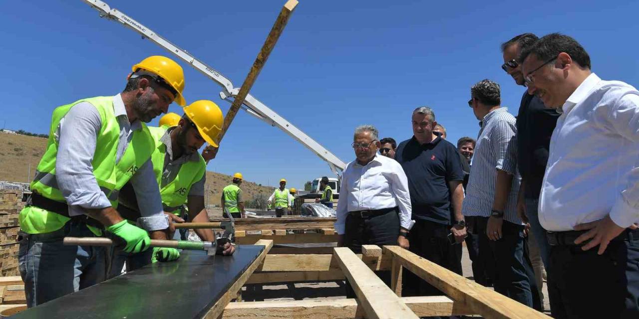 Rehabilitasyon Merkezi İnşaatında İnceleme