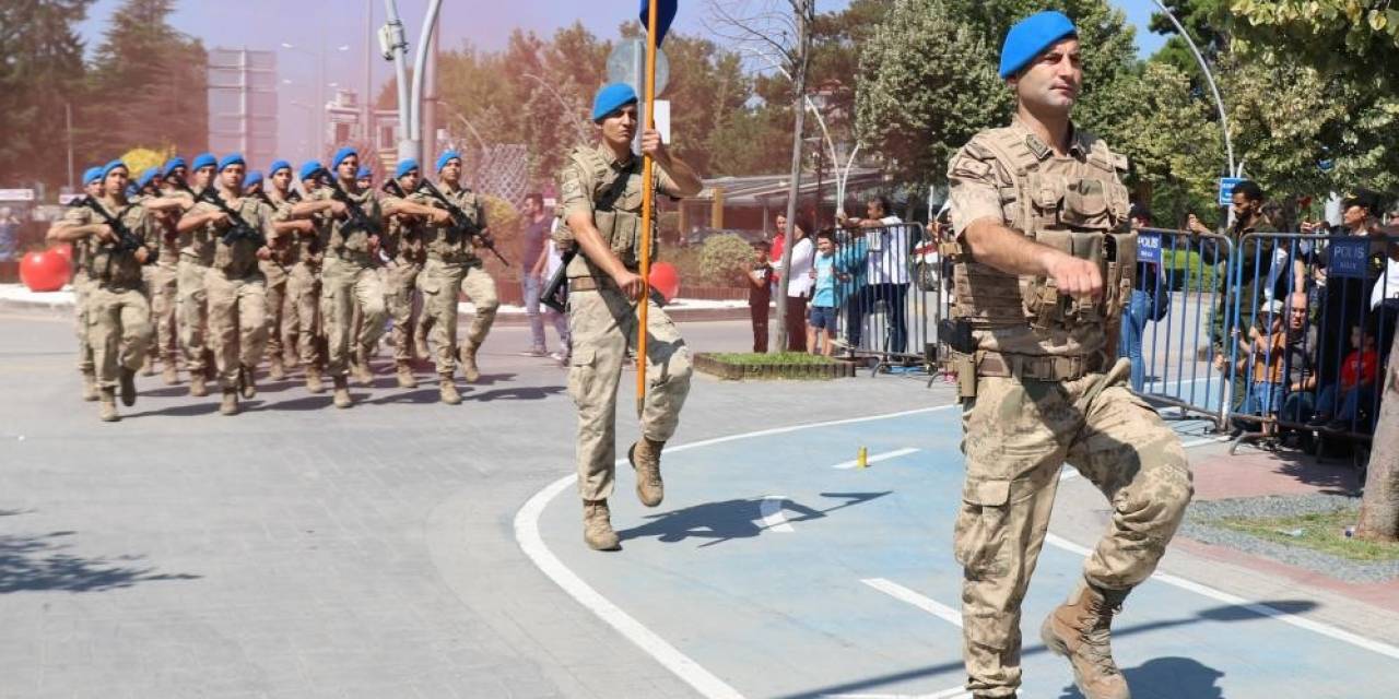 Bedellik Askerlik Şartları Değişti: Tekrar Vatandaş Olanlar Yararlanamayacak