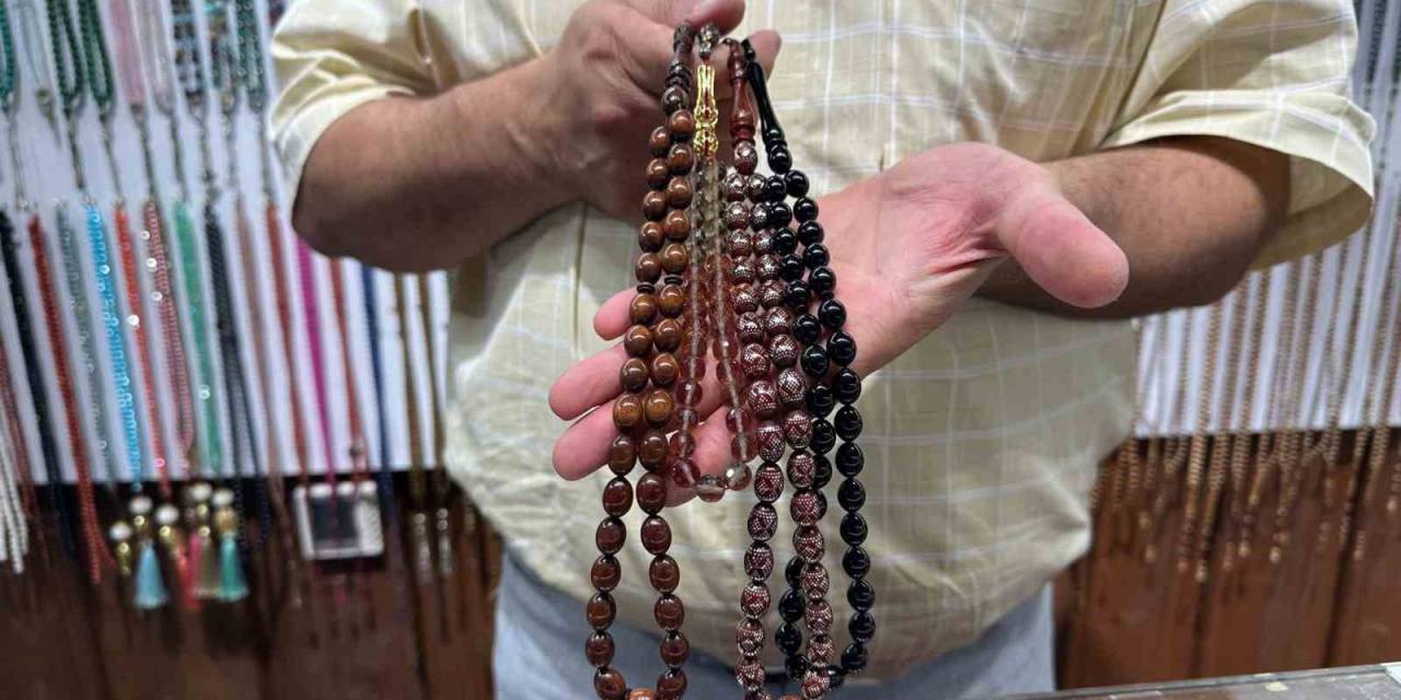 Depremden Sonra Tespihlere Talep Arttı