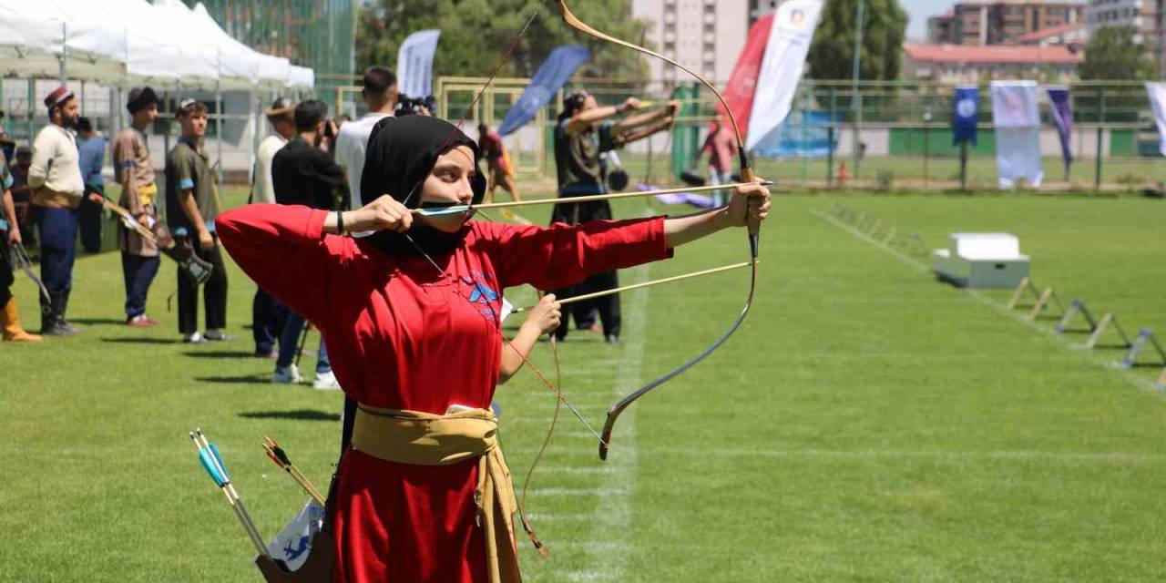 Oklar Hedefi Buldu, Turnuva Şampiyonları Belli Oldu