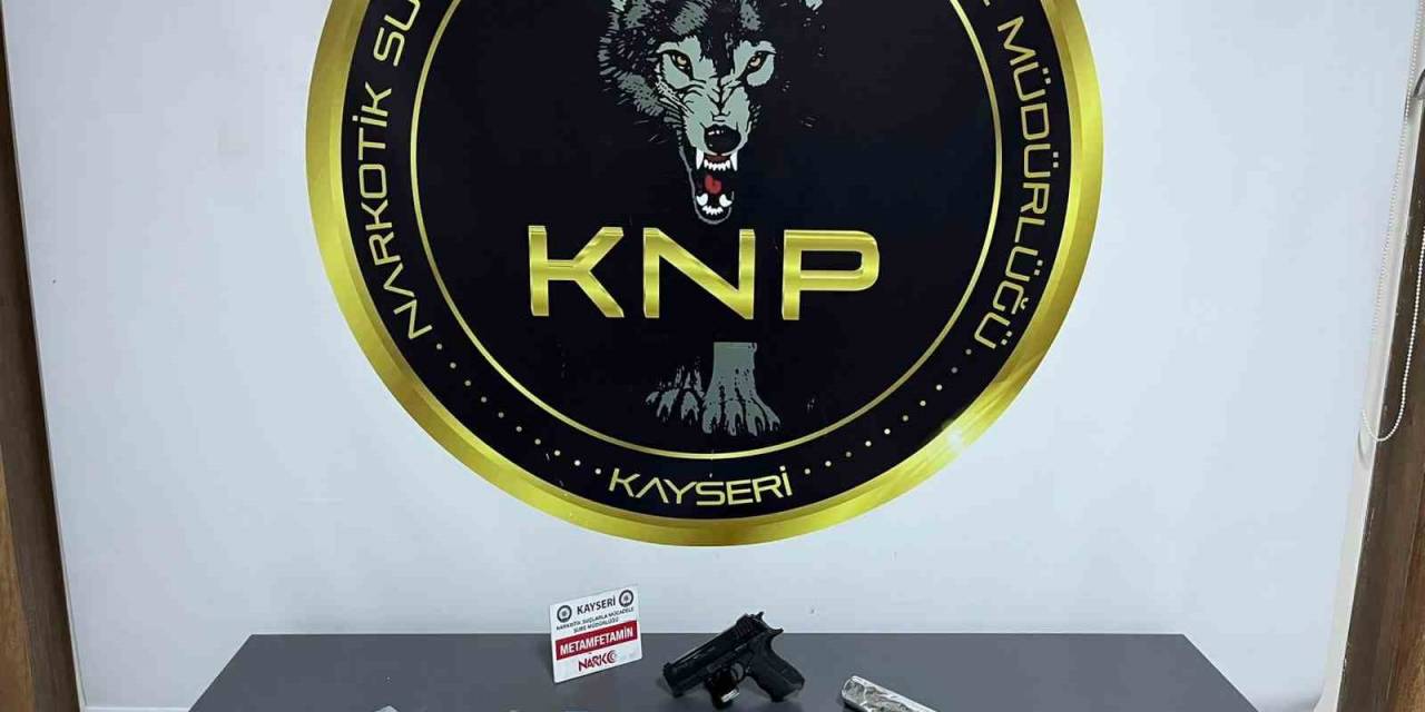 Uyuşturucu Satıcılarına Darbe: 15 Gözaltı