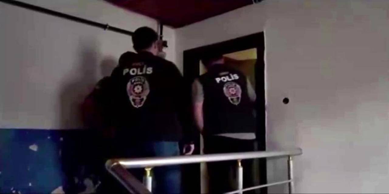 İstanbul’da Bilişim Suçlarından Aranan 24 Şüpheli Yakalandı