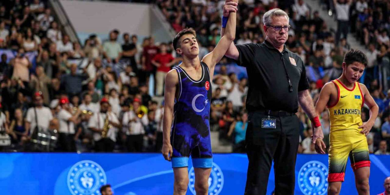 Eyyüp Çetin’den Gümüş Madalya