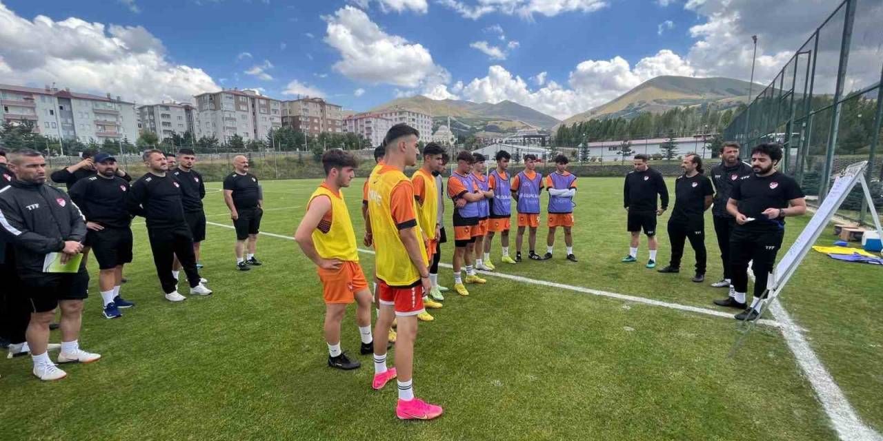 Antrenör Eğitim Programları Devam Ediyor