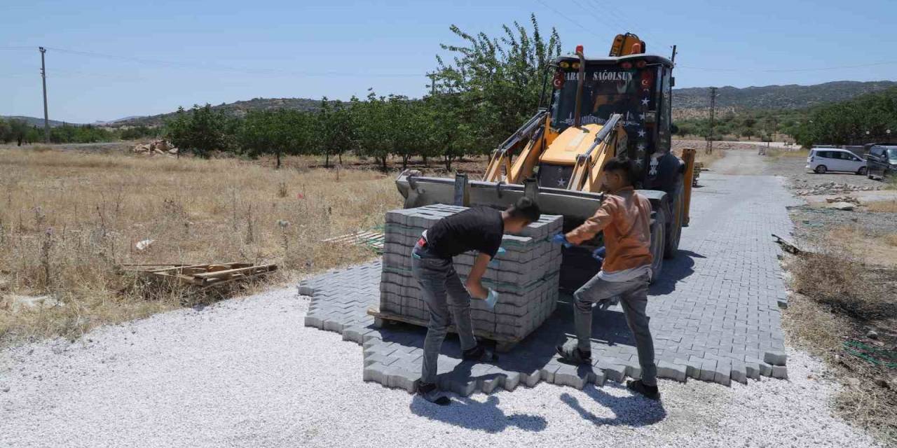 Şehitkamil’den Ağaçlı Boyno Mahallesine Kilitli Parke Taşı