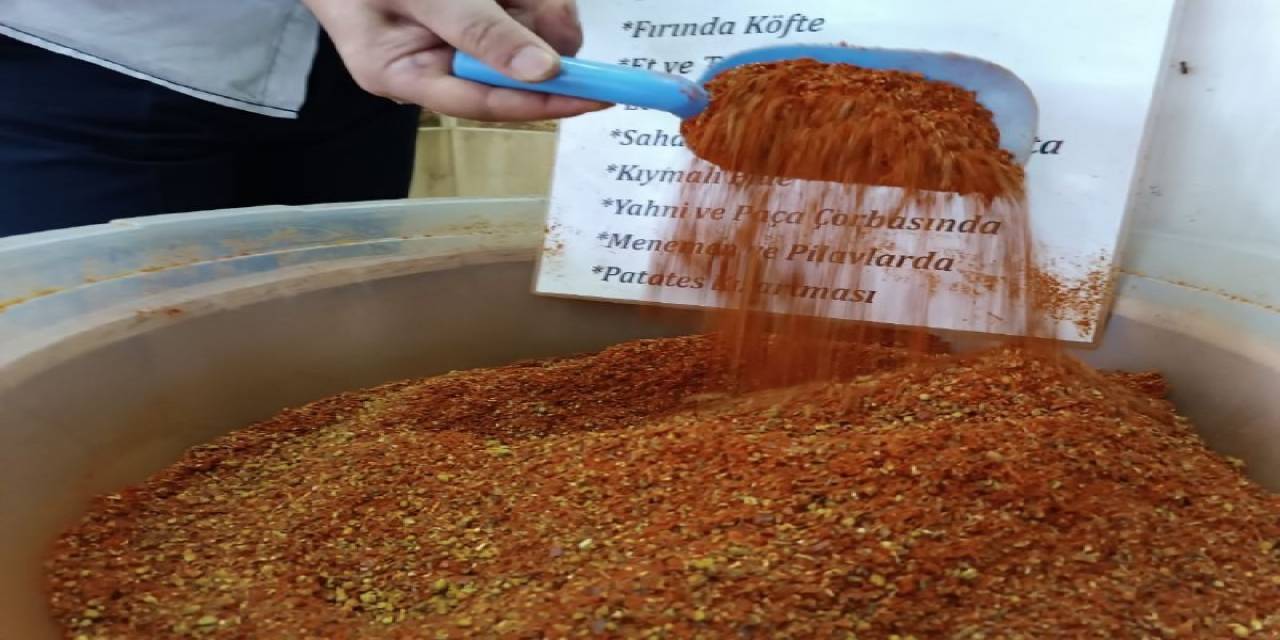 Tarifini Kendi Buldu, 26 Yıldır Aynı Baharatı Satıyor