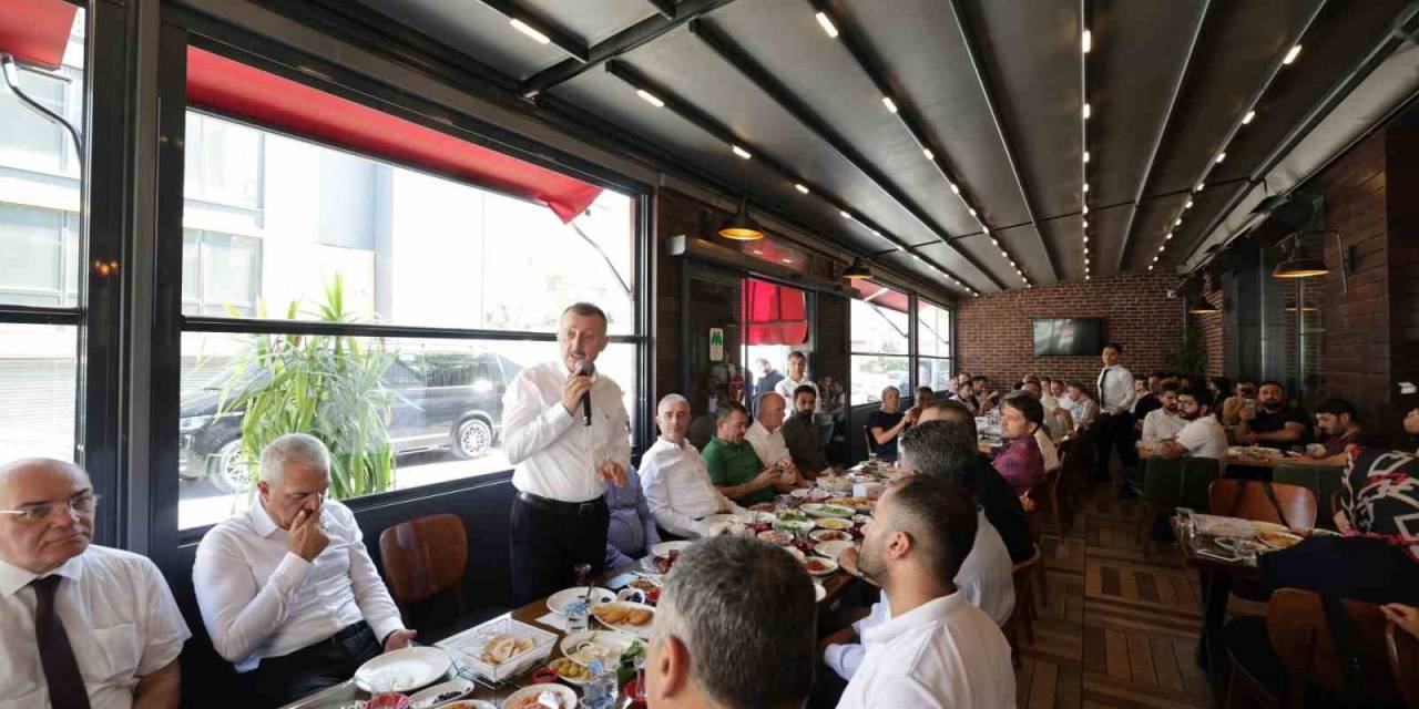 Başkan Büyükakın, Gebze Esnafıyla Buluştu