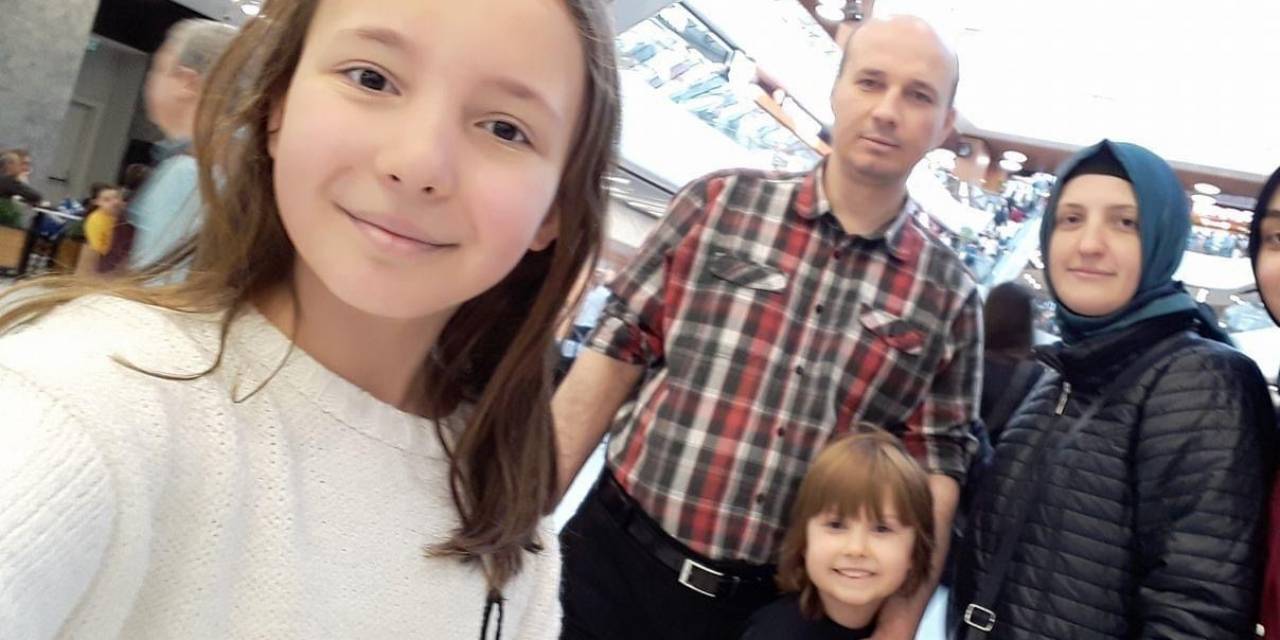 Bursa’nın Karacabey İlçesinde Otomobil Tıra Çarptı, 4 Kişi Öldü 2 Kişi Yaralandı