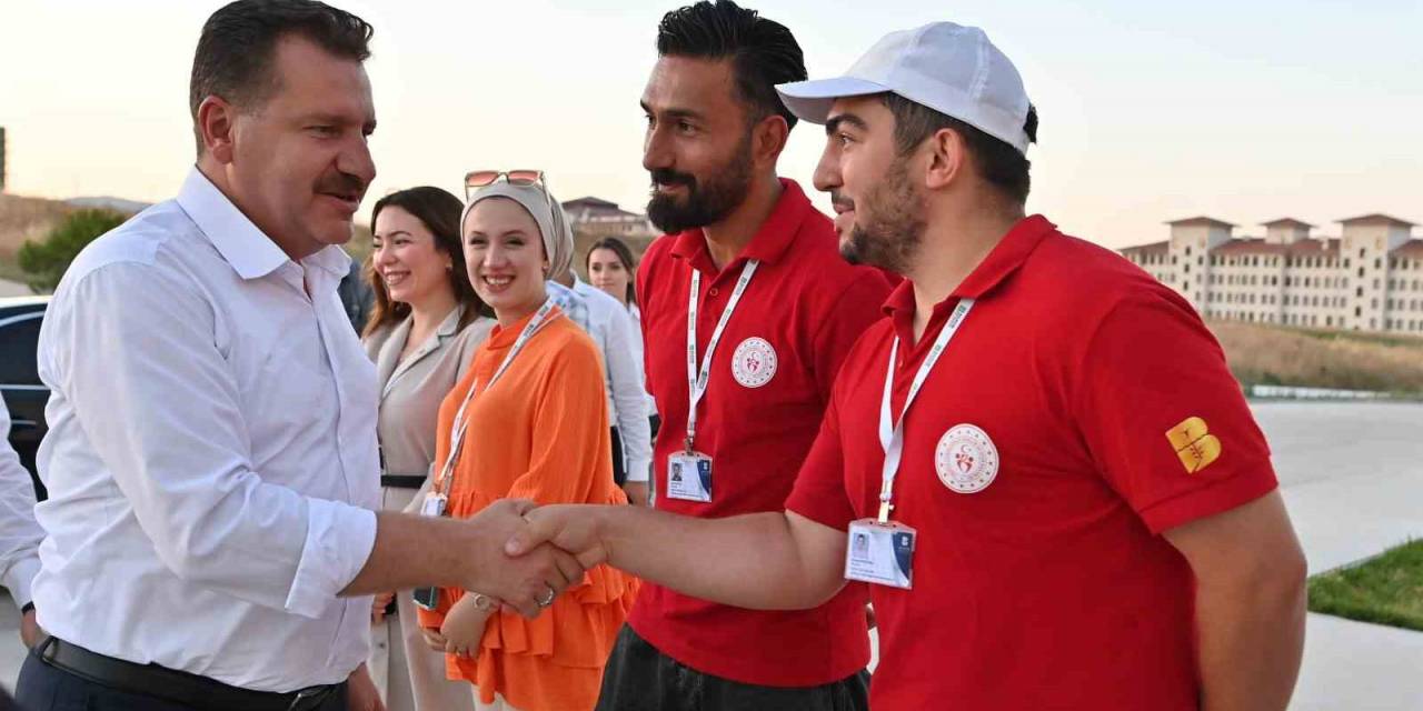 Başkan Yücel Yılmaz 21 Saatini Balıkesir’e Adıyor