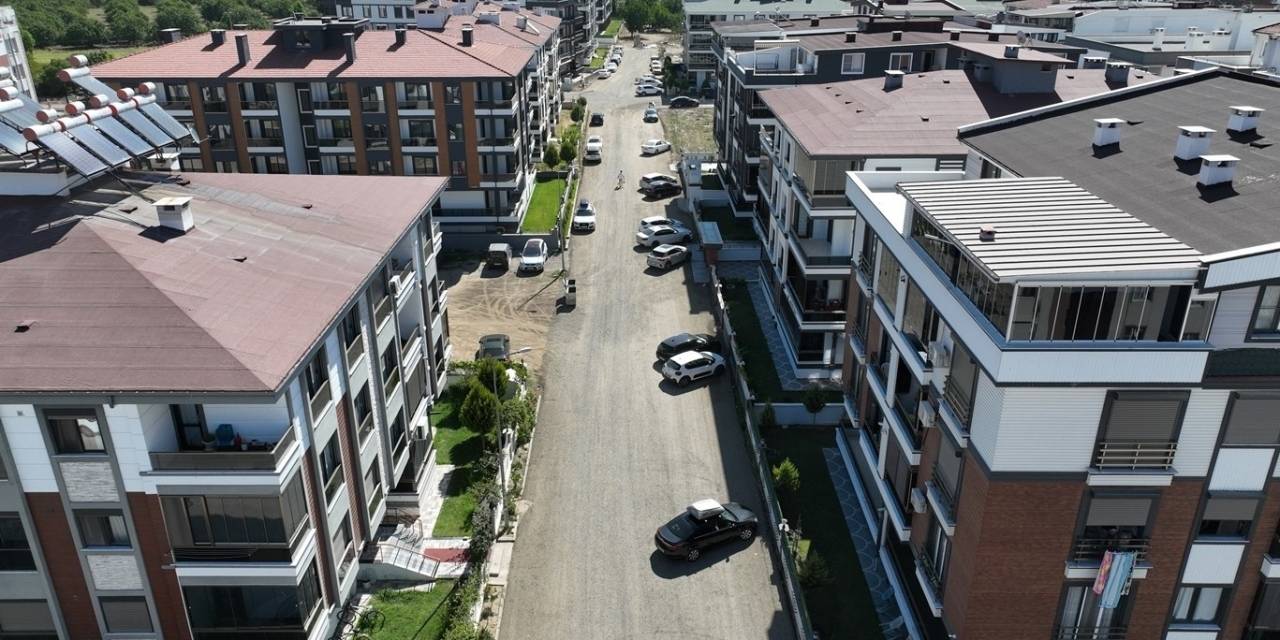 Edremit Belediyesi’nden Asfalt Hamlesi