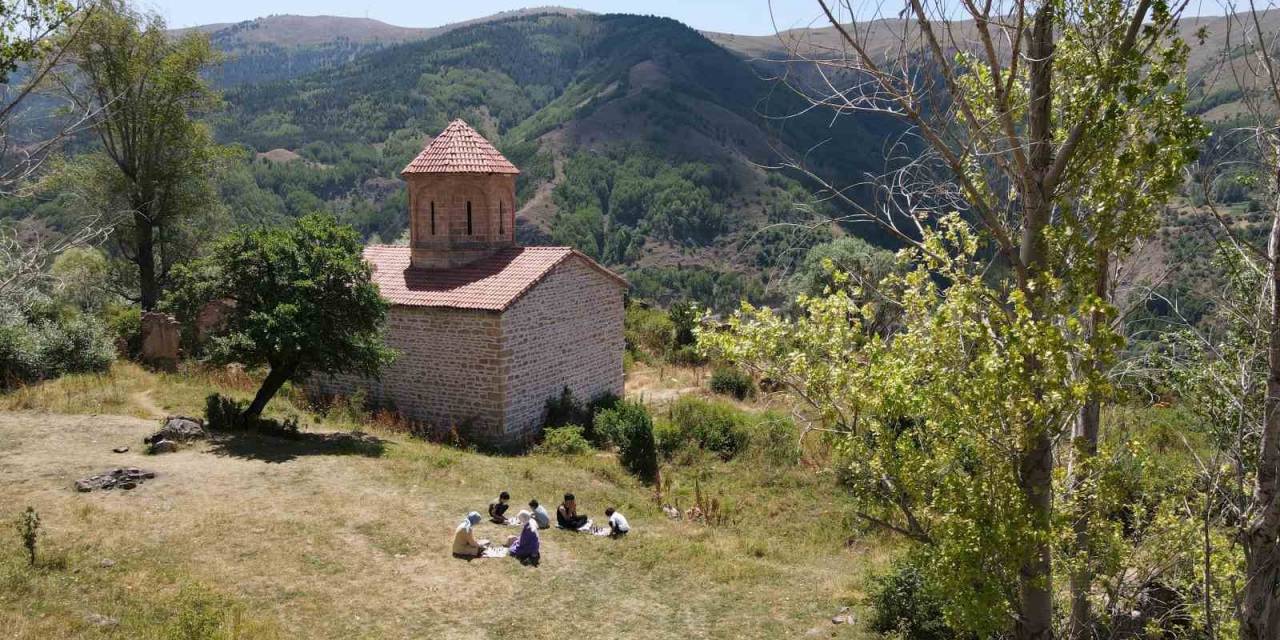 Gümüşhane’yi Sporla Tanıtıyorlar