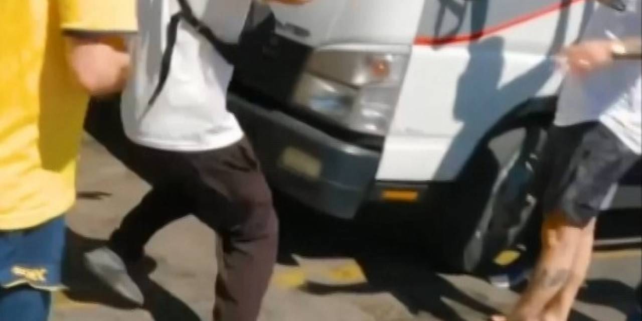 Maltepe’de Akaryakıt İstasyonunda Satırlı Kavga Kamerada