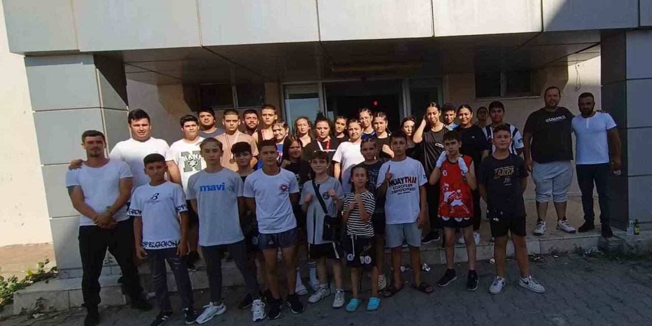 Salihli’ye Muaythaiden 27 Madalya