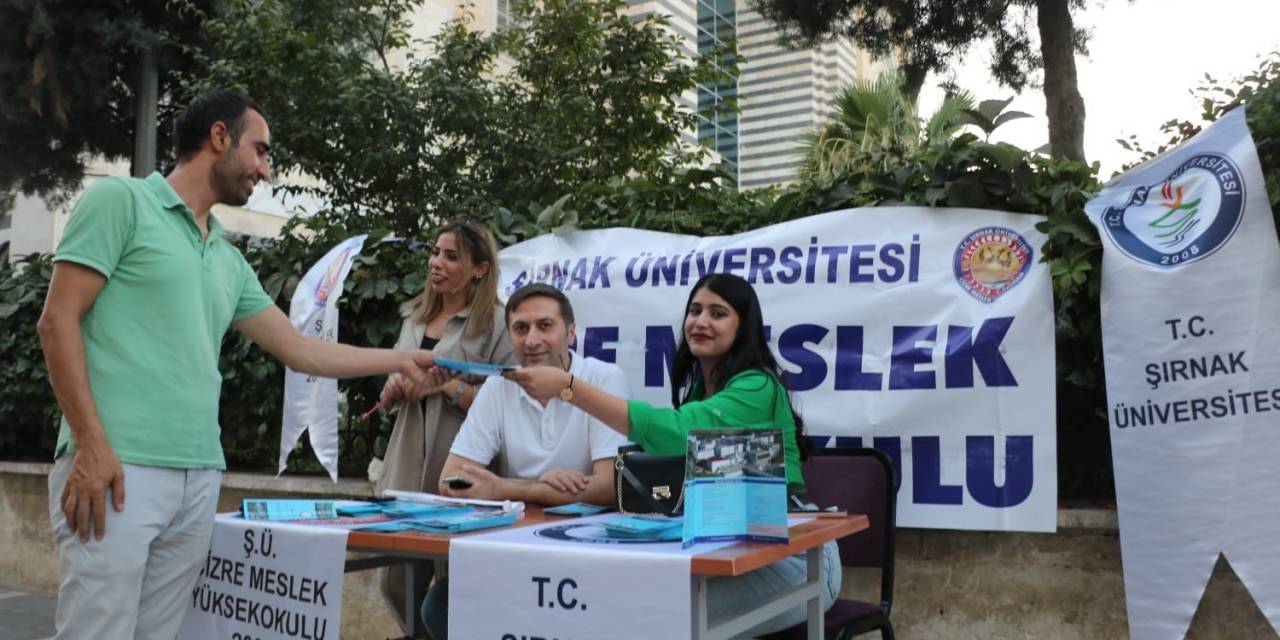 Şırnak Üniversitesi Cizre’de Öğrenciler İçin Tanıtım Standı Kurdu