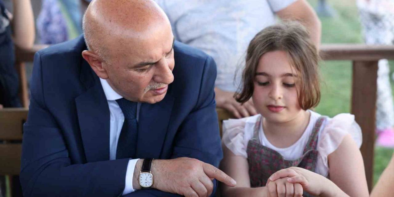 Keçiören Belediyesi, Zehirlenerek Vefat Eden Anne Ve Kızının İsmini Verdiği Parkın Açılışını Yaptı