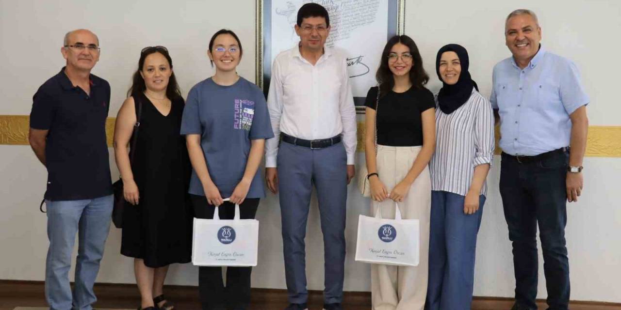 Lgs Türkiye Birincilerine Başkan Özcan’dan Ödül