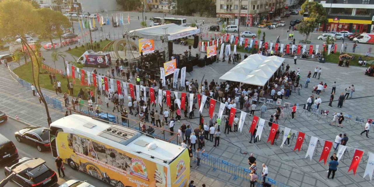 Depremi Yaşayan Malatya’dan Elazığ’a Vefa Otobüsü