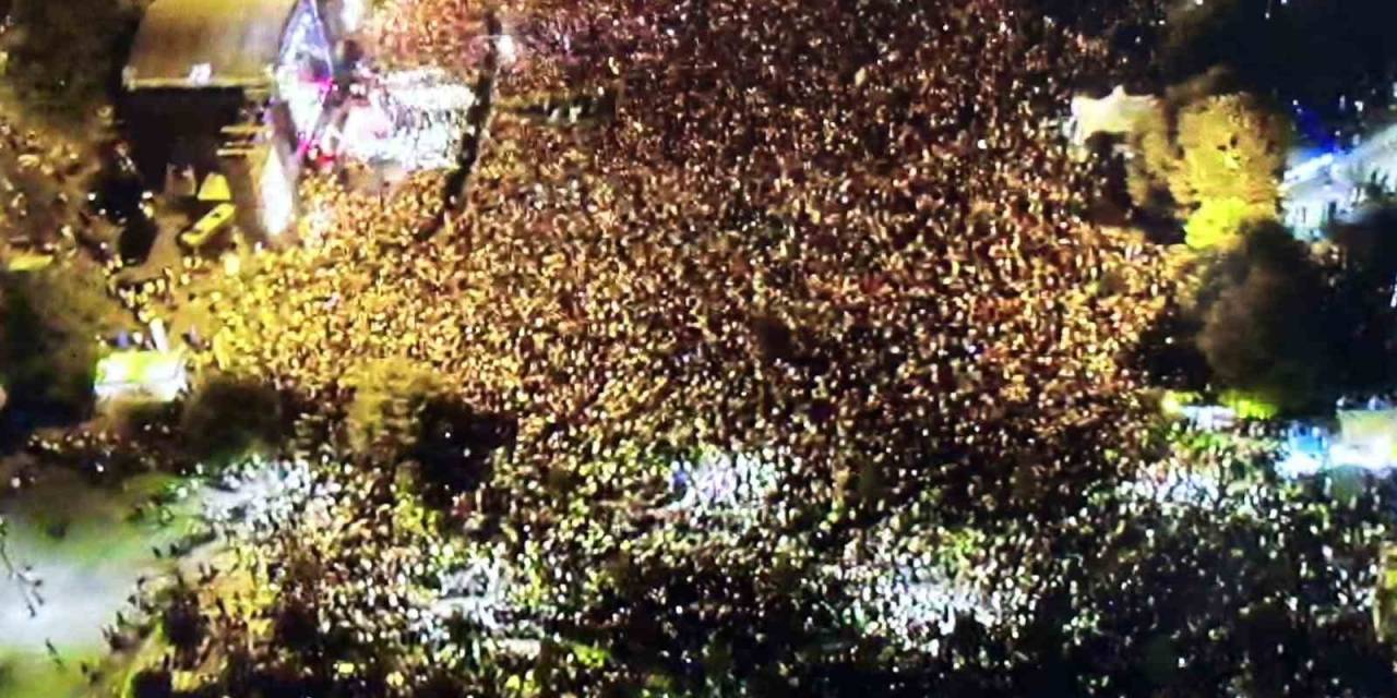 "dünya Düzce Günleri", Demet Akalın İle Final Yaptı