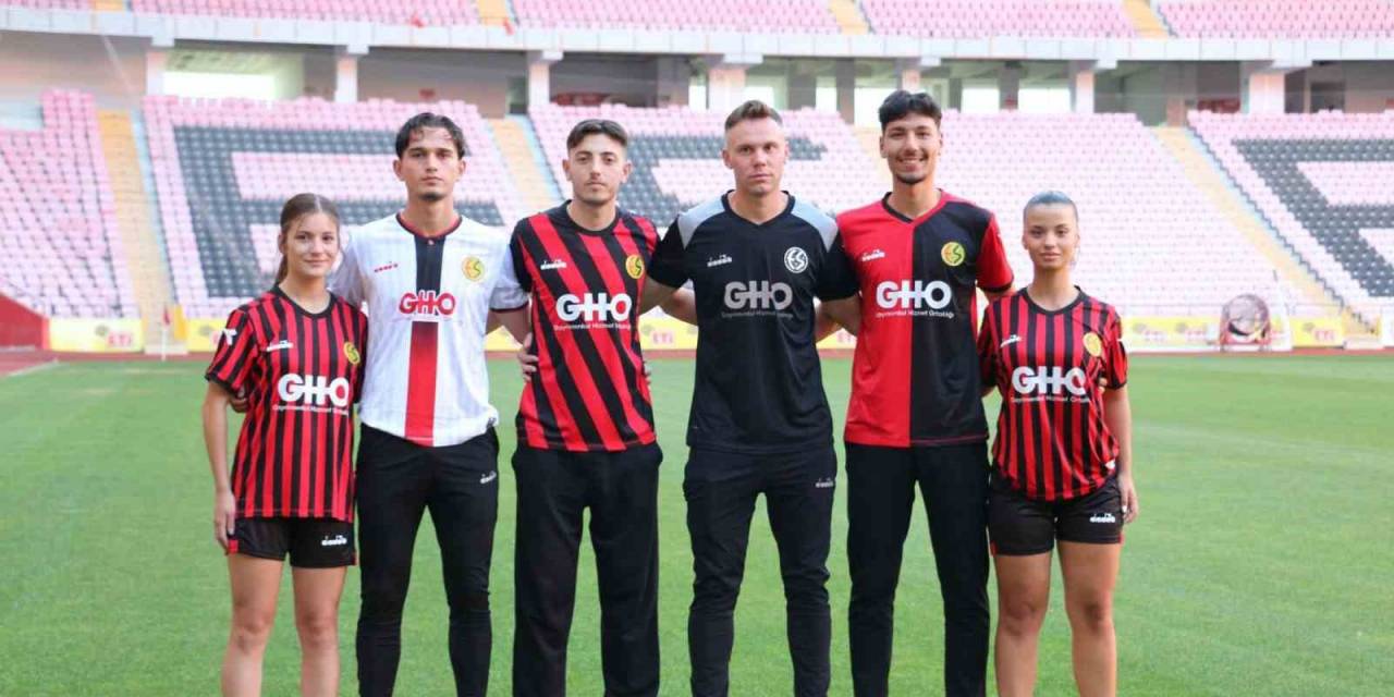 Eskişehirspor’un Yeni Sezon Formalarına İlk 24 Saatte Yoğun Talep