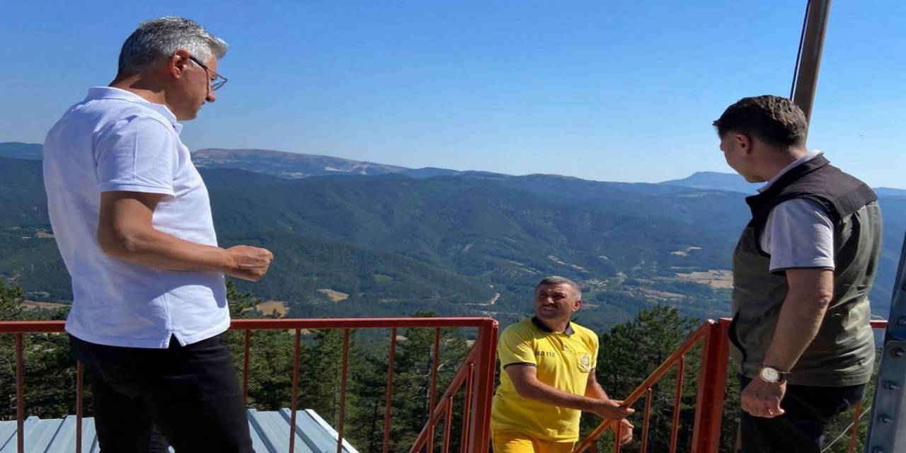 Orman Personeli Yangın Gözetleme Kulelerinde Hazırda Bekliyor