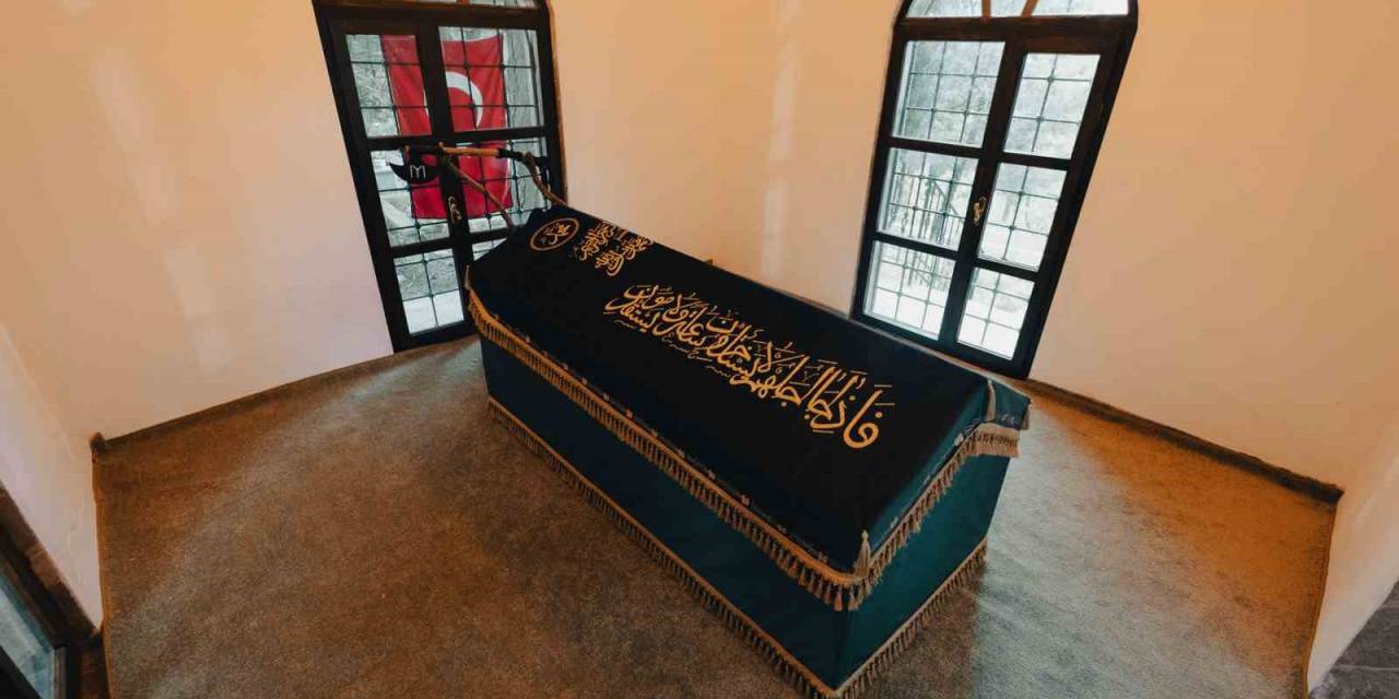 İnegöl Ücretsiz Turgut Alp Türbe Gezisi Düzenliyor