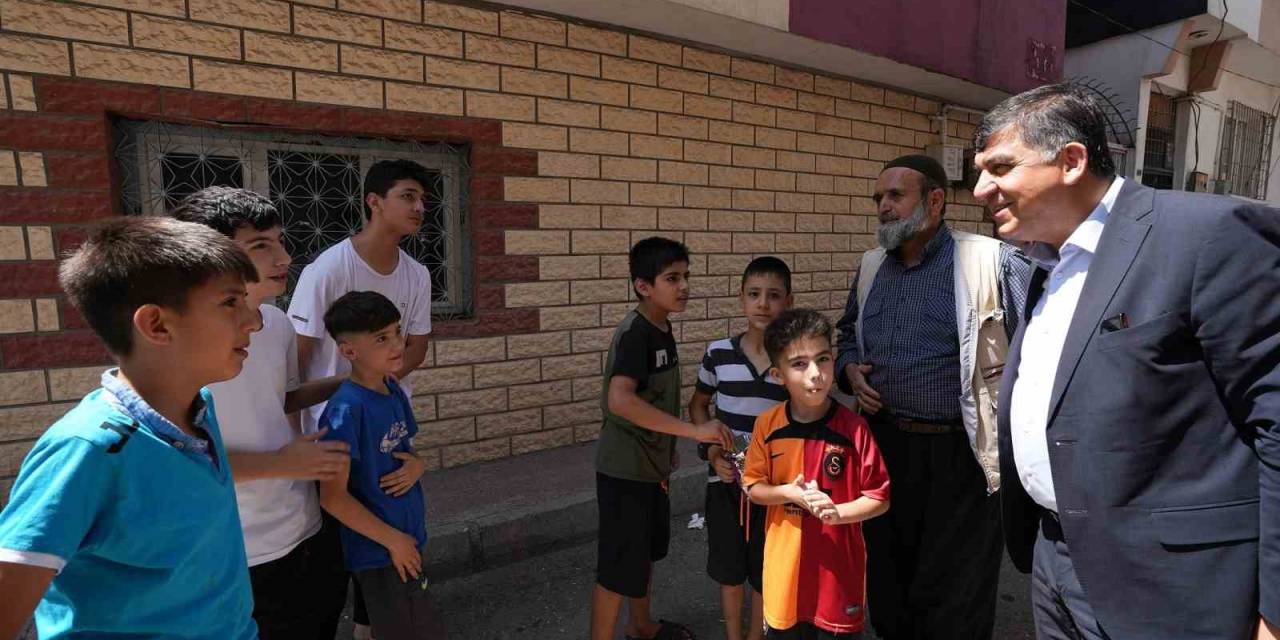 Çocuklardan Fadıloğlu’na Sevgi Gösterisi