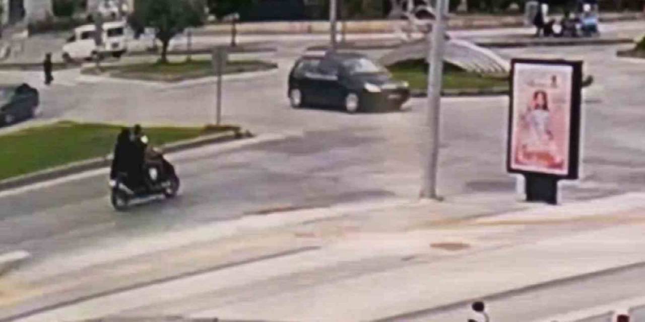 Otomobil İle Motosiklet Çarpıştı: 2 Yaralı